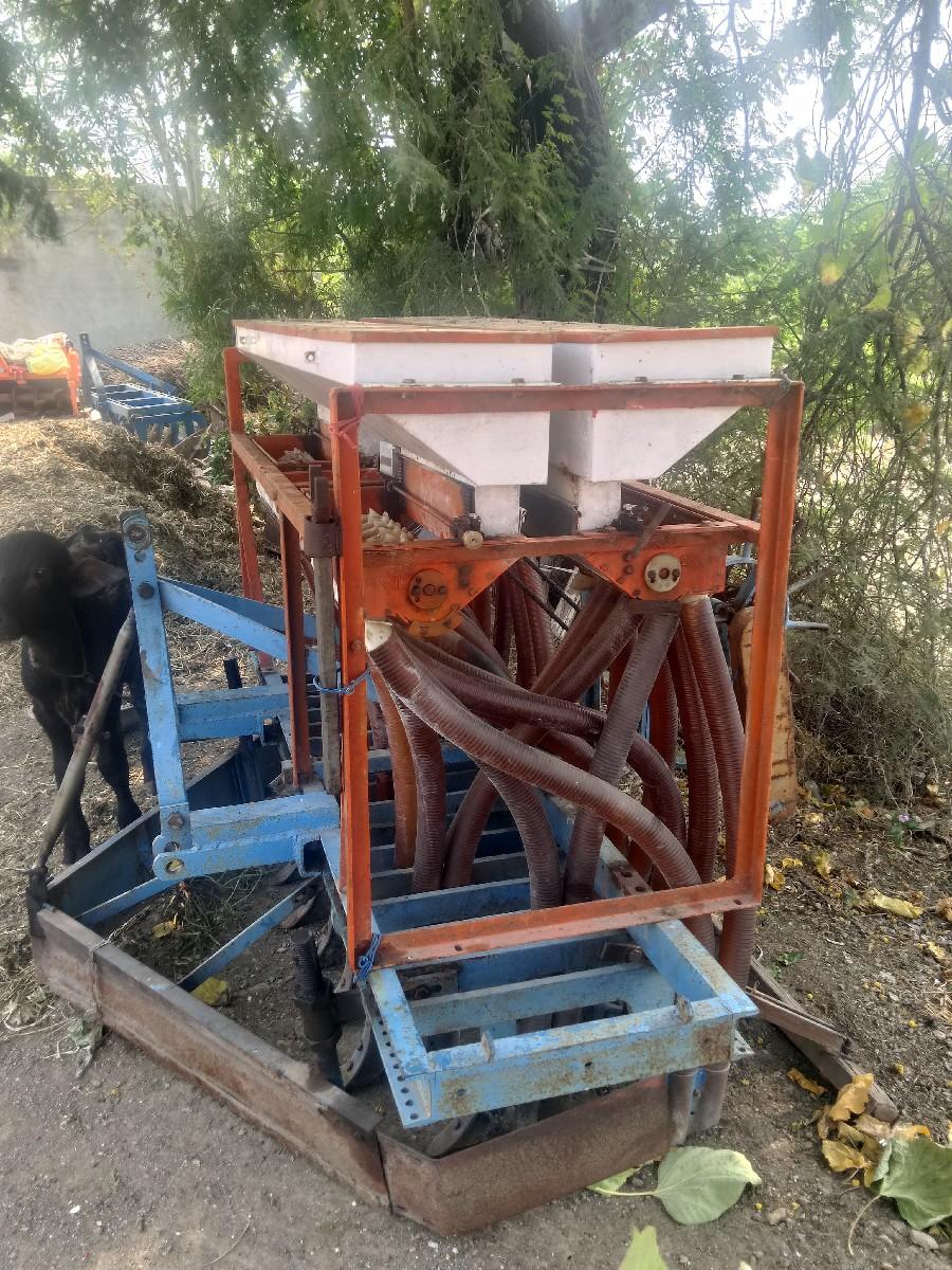 દતાર વેચવાનો છે