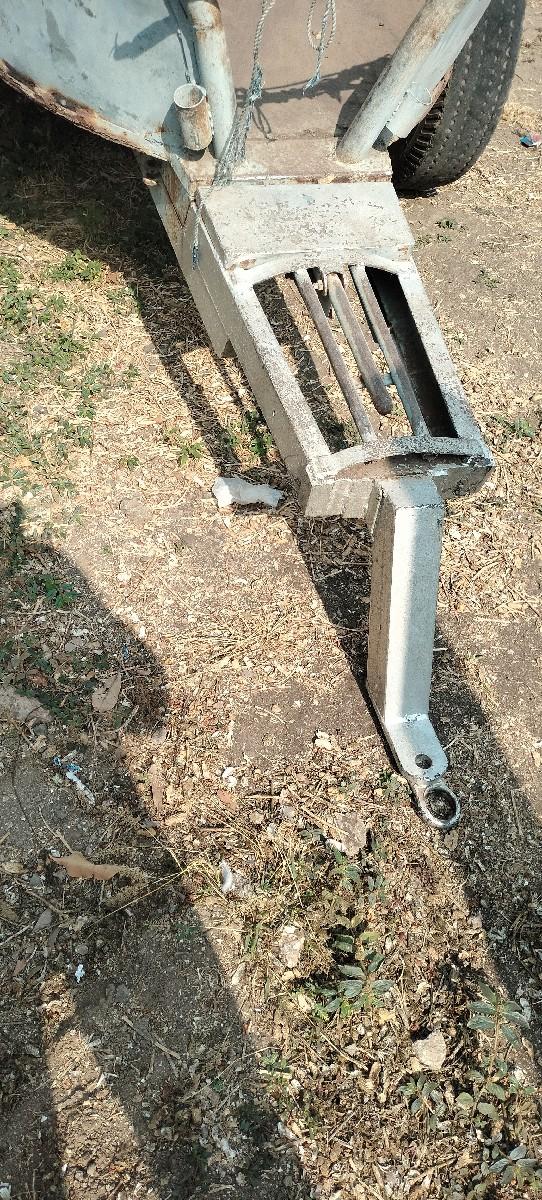 સનેડો ટ્રોલી vechva Neechhe