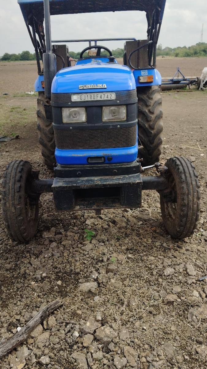 સોનાલીકા આર એક્સ 42