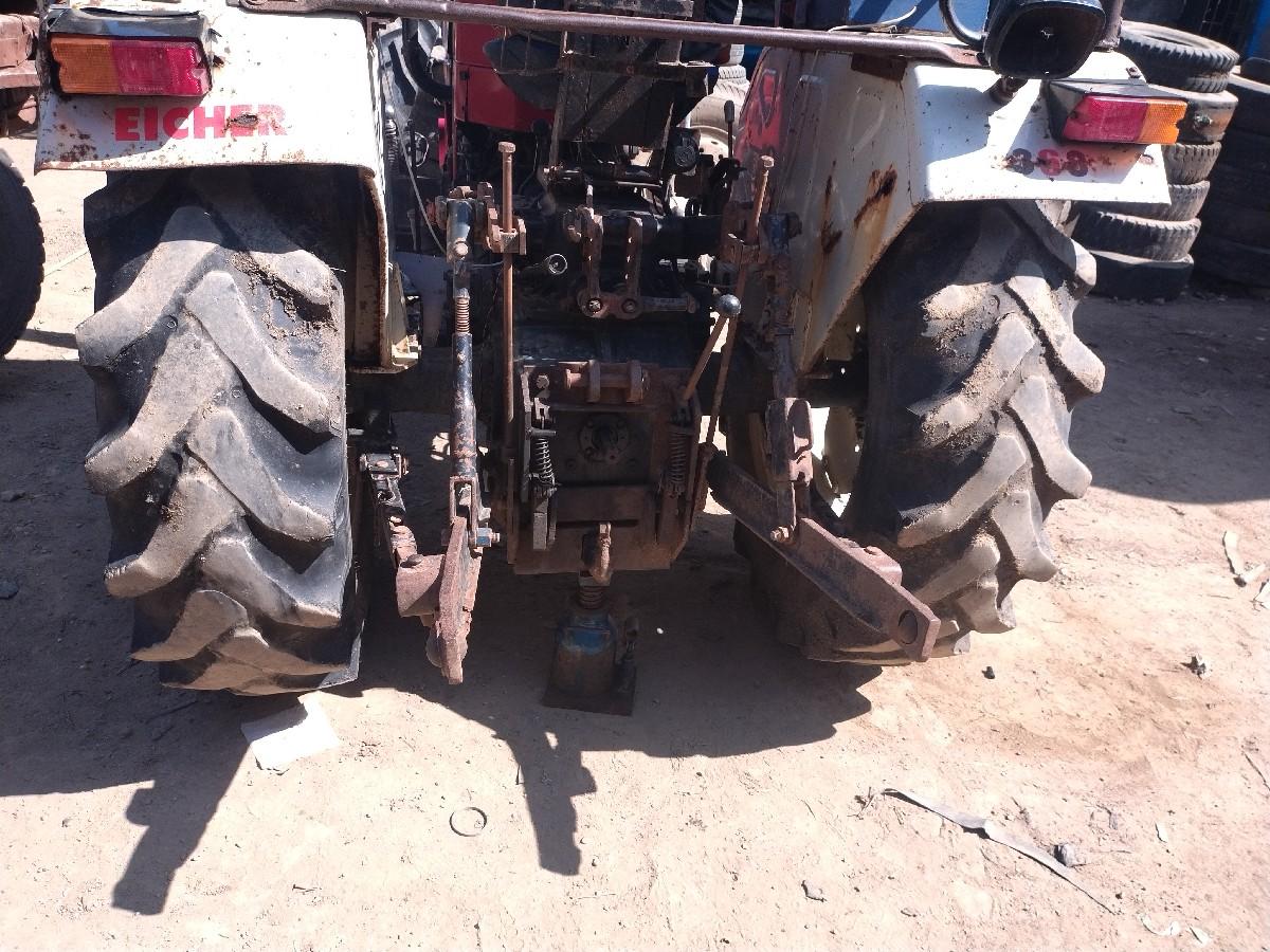 ટાયર વેચવાના છે