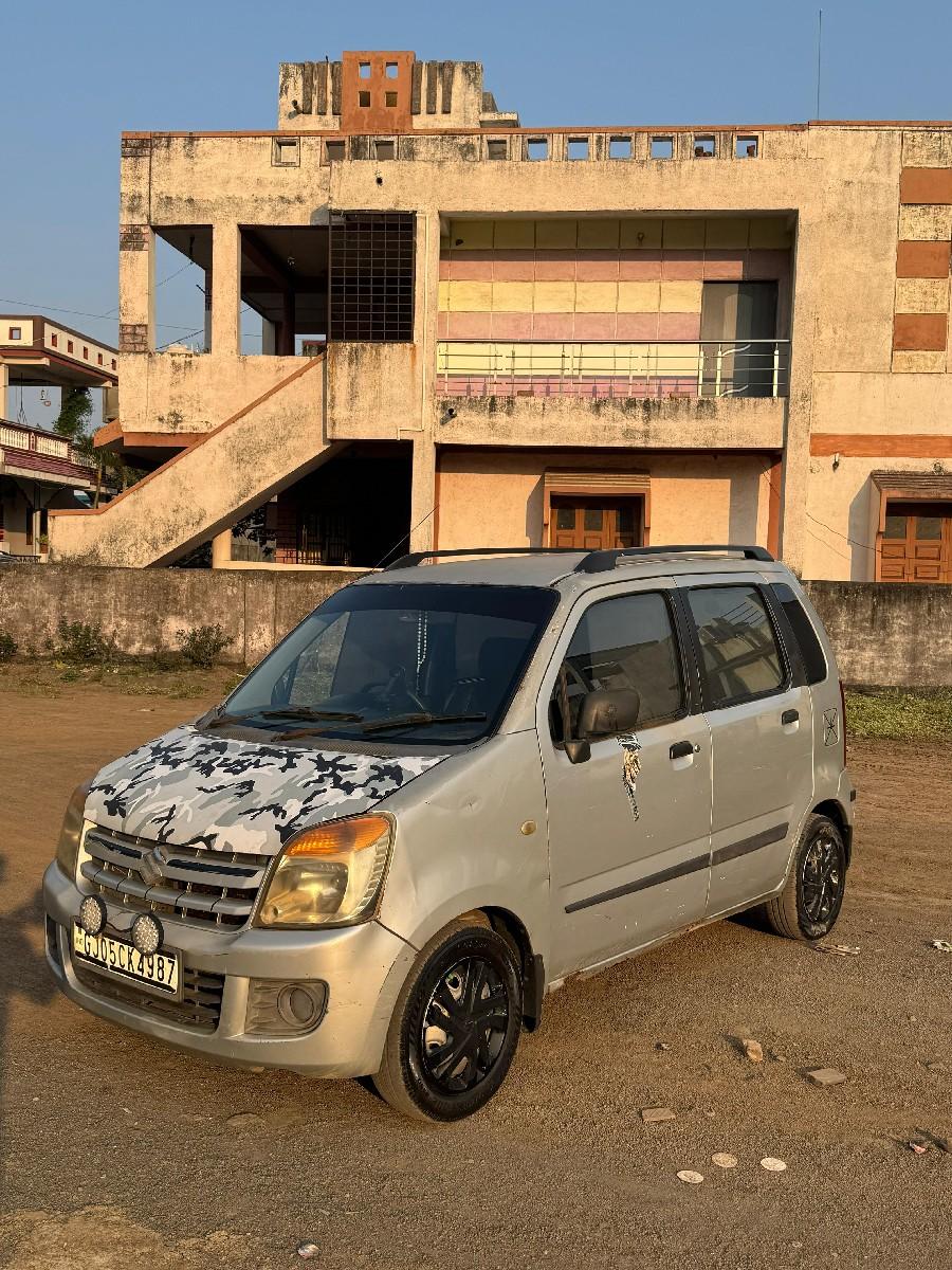 વેગેન આર 2008 મોડલ વેચવાની છે