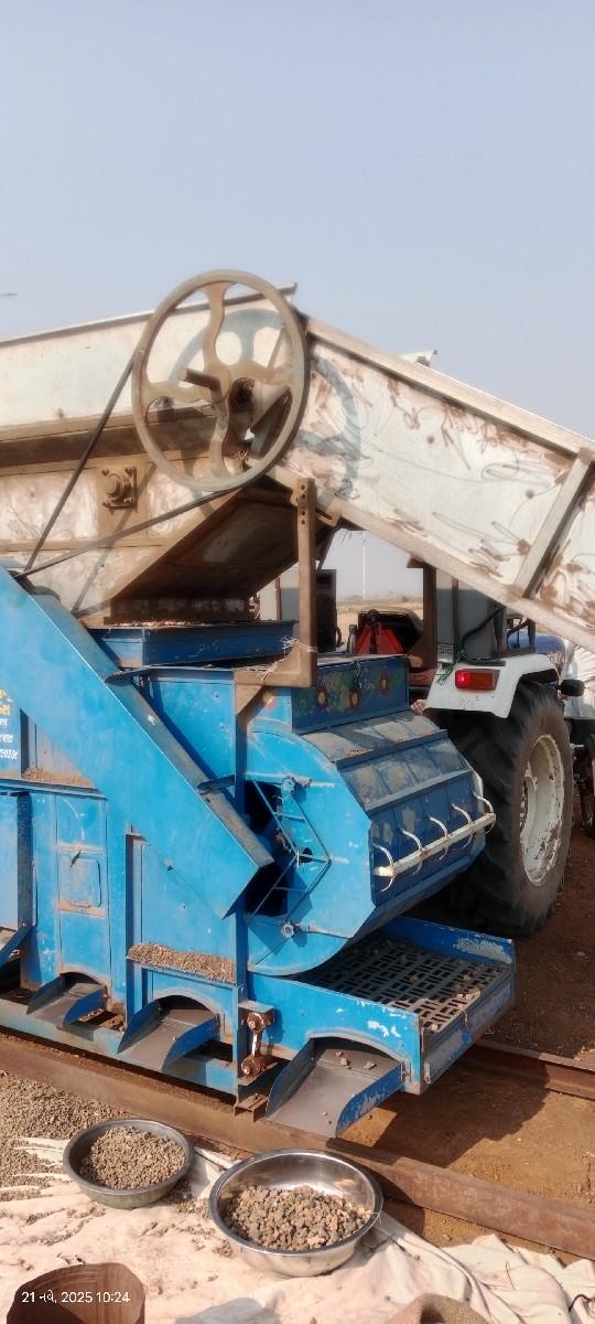 થ્રેશર વેચવાનું છે