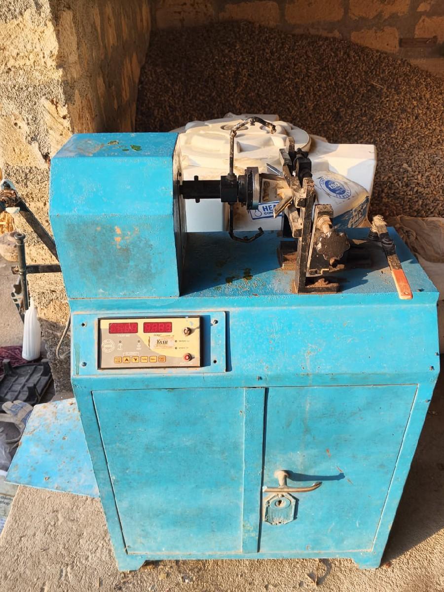 પંખા બાધવાનૂ મસીન 
રીવાઈડીગ