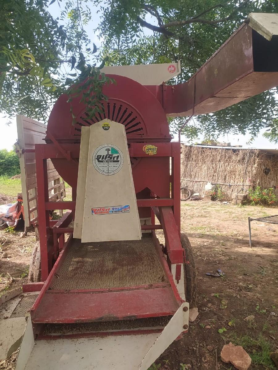 શક્તિ નું થ્રેસર વેચવાનું છે