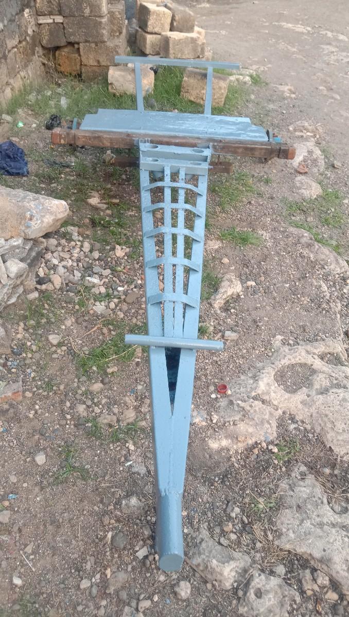 આ લોખંડની ગાડી વેચવાની છે