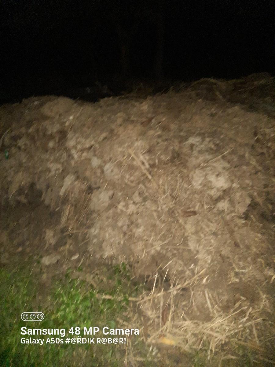 છાણયુ ખાતર વેચવાનું છે