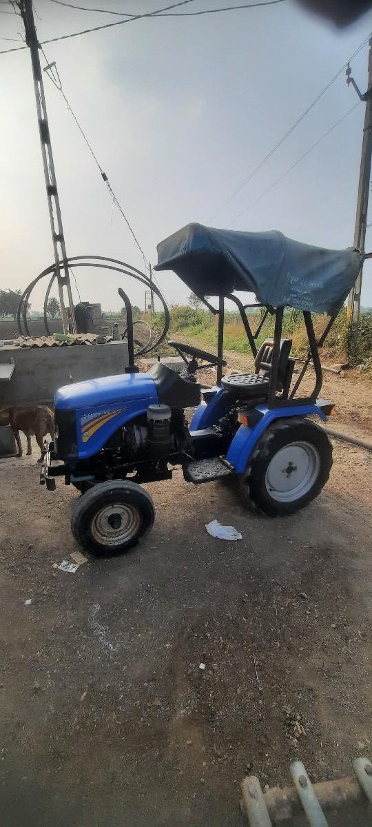 ડિ. કે. ચેમ્પિયન  (12 hp)