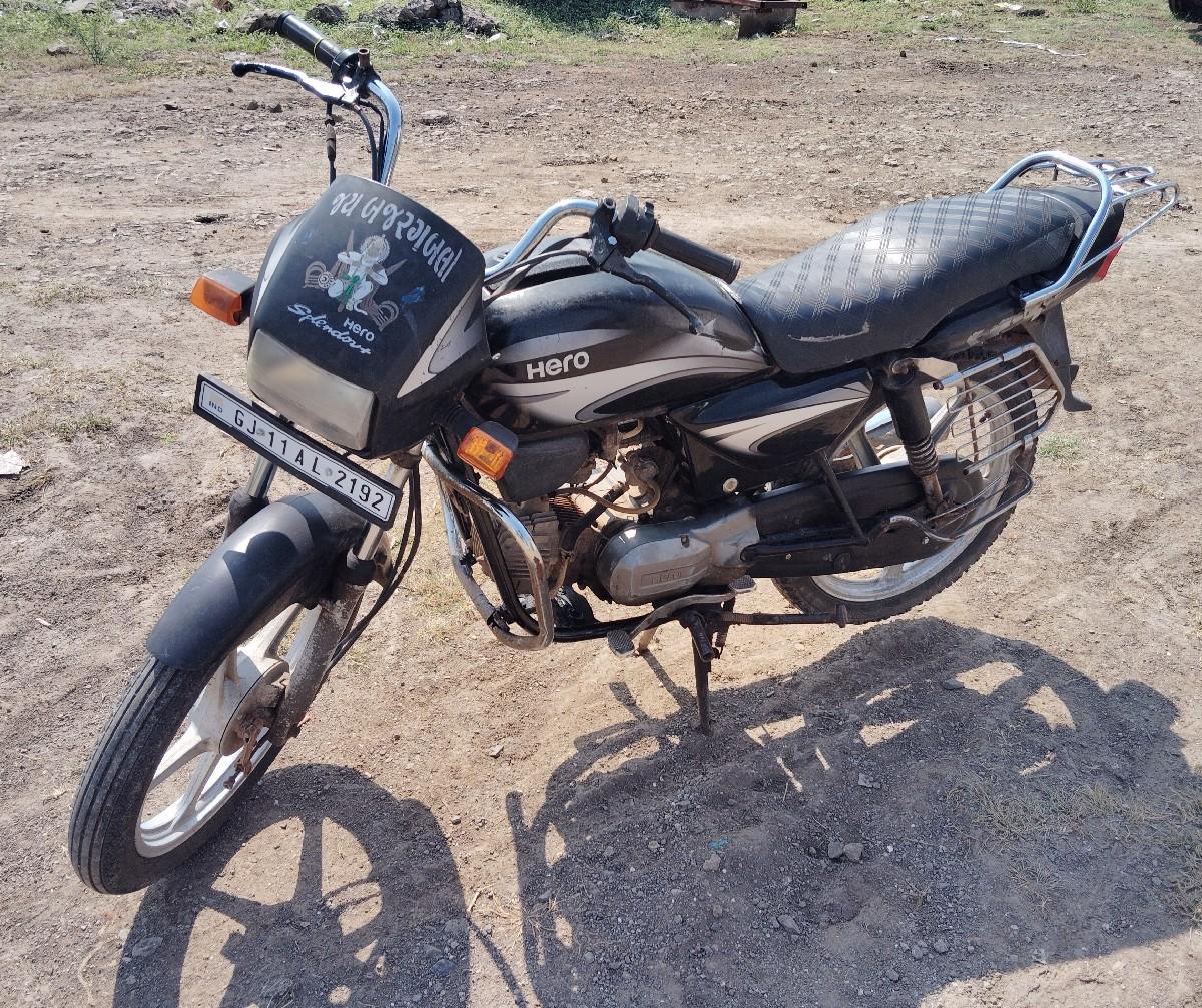 ટુ વ્હીલર વેચવાનું છે