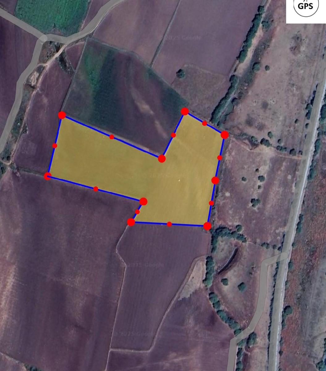 જમીન વેચવાની છે.