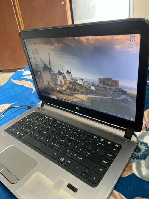 HP Probook 440