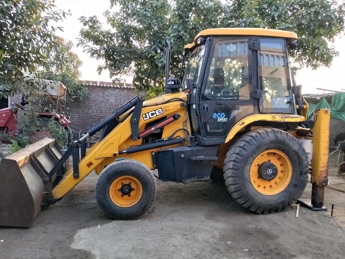 JCB 3DX..modal.2014