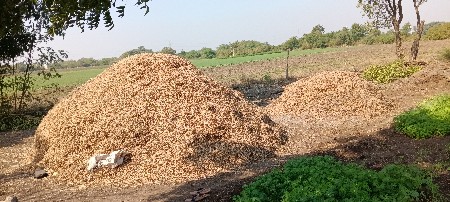 મગફળીનો ભુકો વેચવાનો છે.