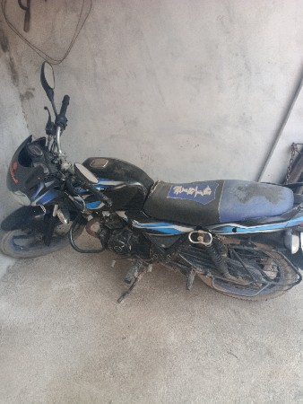 બજાજ ડિસ્કવર 150સીસી