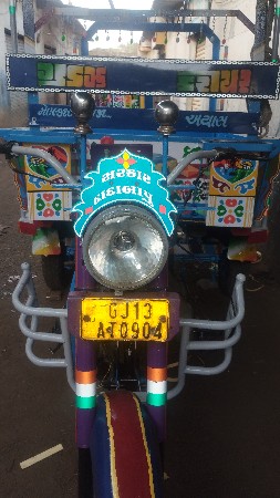 રીક્ષા વેચવાની છે