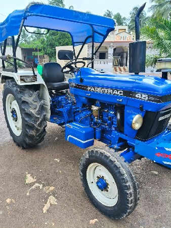 ટ્રેક્ટર વેચવાનું છે