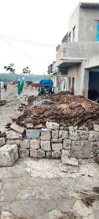 ખાતર વેચવાનું છે