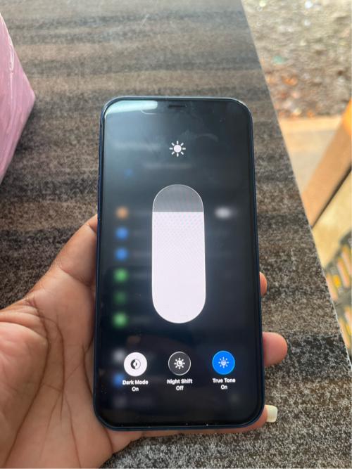 iPhone 12 64gb 100% condition