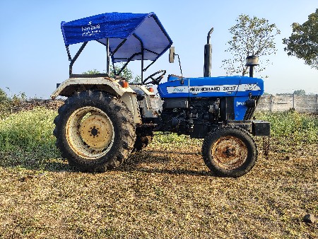New Holland 3037 NX