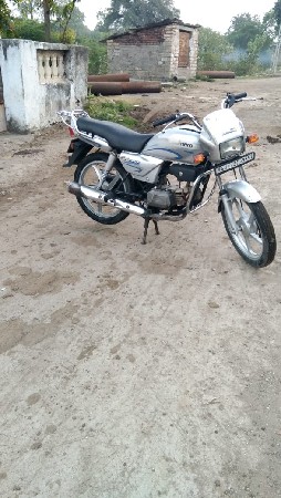 સ્પ્લેન્ડર પ્લસ 2016