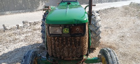 ટ્રેક્ટર વેચવાનું છે