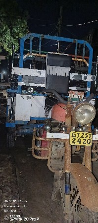 રીકશા વેચવાની છે