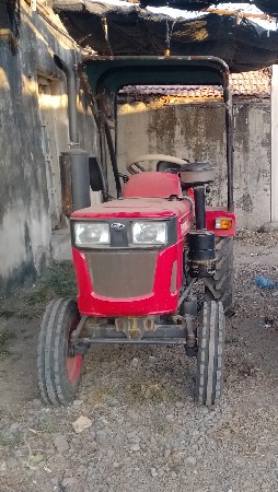 યુવરાજ મીની ટ્રેકટર વેચવાનું