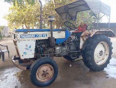 swaraj 735 FE 2002 model.