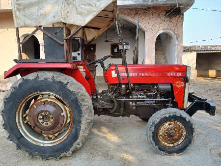 મેસી 241 ટેકટર વેચવાનુ છે