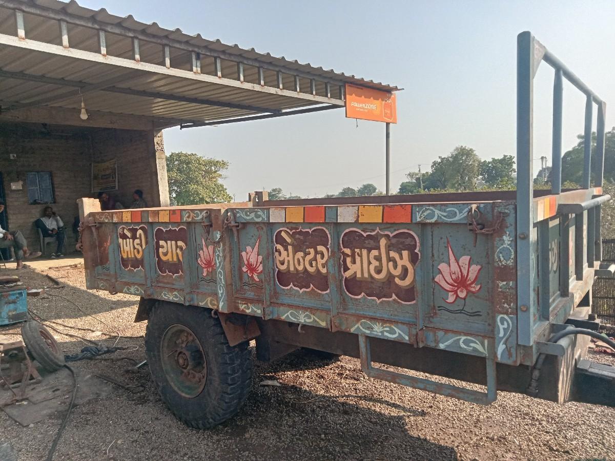 રમેશભાઈ ચાવડા ૯૯૦૪૬૨૨૫૨૧