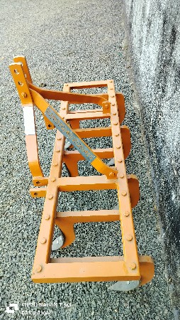 थंबनेल 2