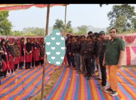 S K ketres ledi staf joyechhe