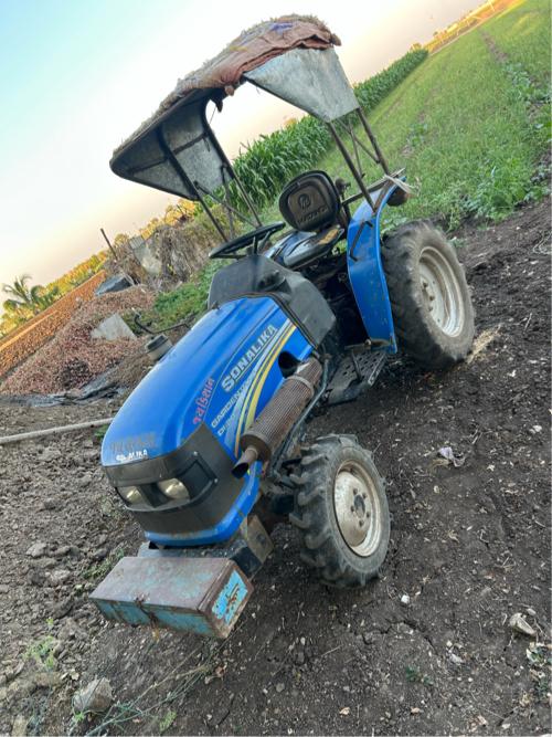 મિની ટ્રેક્ટર વેચવાનુ છે