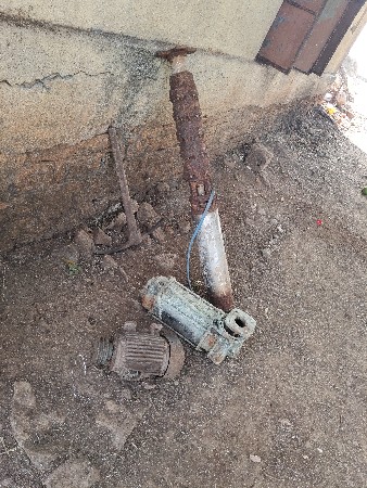 ત્રણ મોટો વેચવાની છે