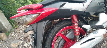 ટુ વ્હીલ વેચવાનો છે