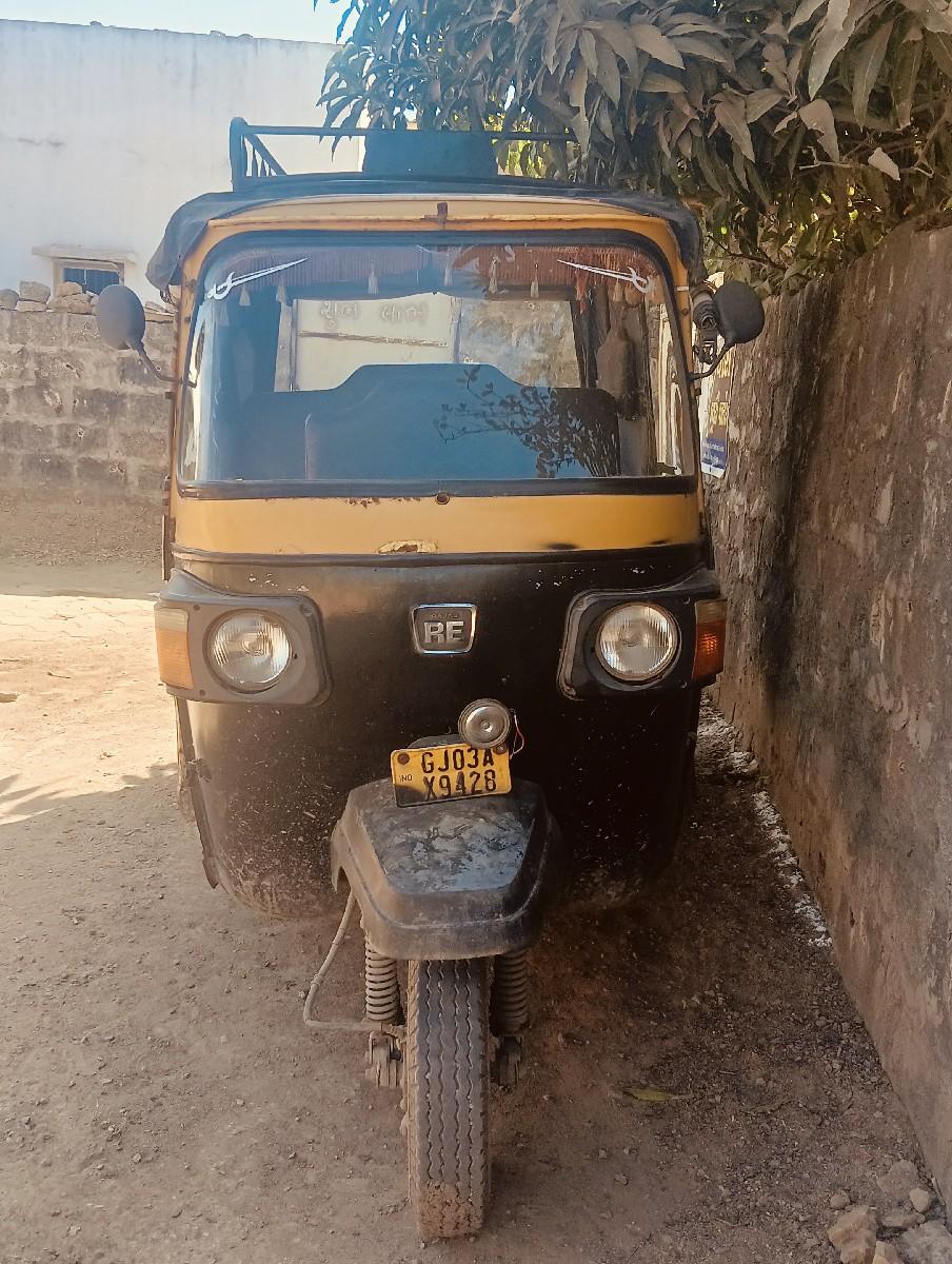 બજાજ મેક્સી