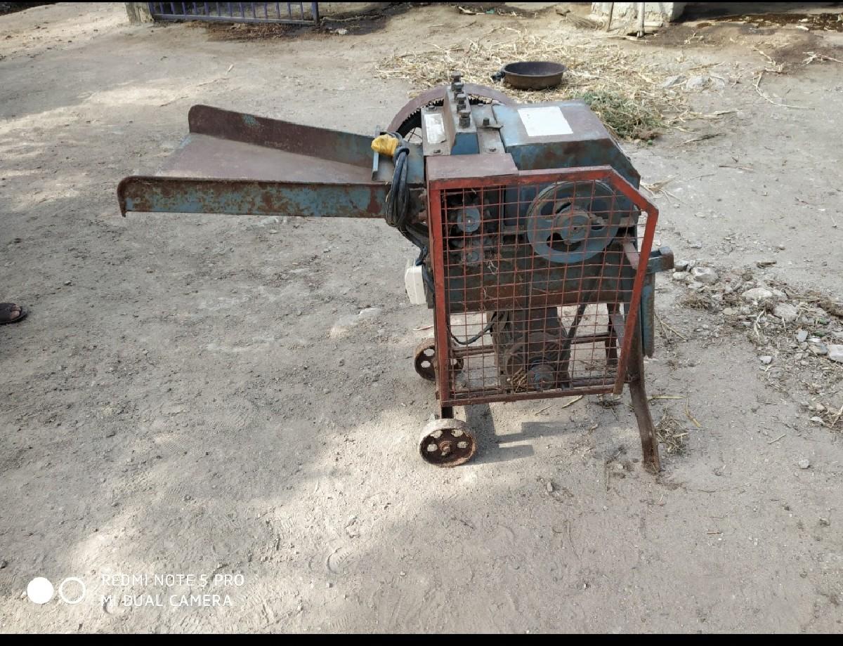 ચાફ કટર વેચવાનુ છે