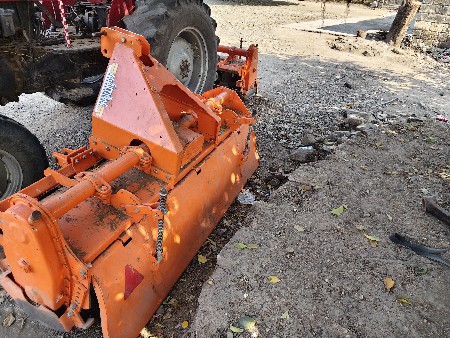 રોટાવેટર વેચવાનું છે