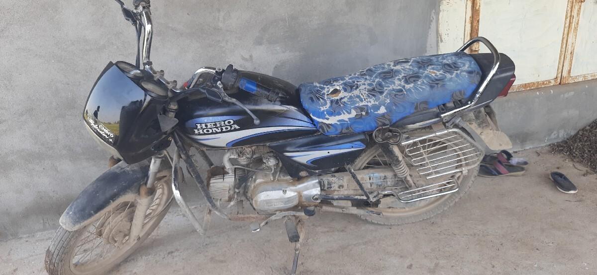 ટૂ વિ લ વેચવા  નું  છે