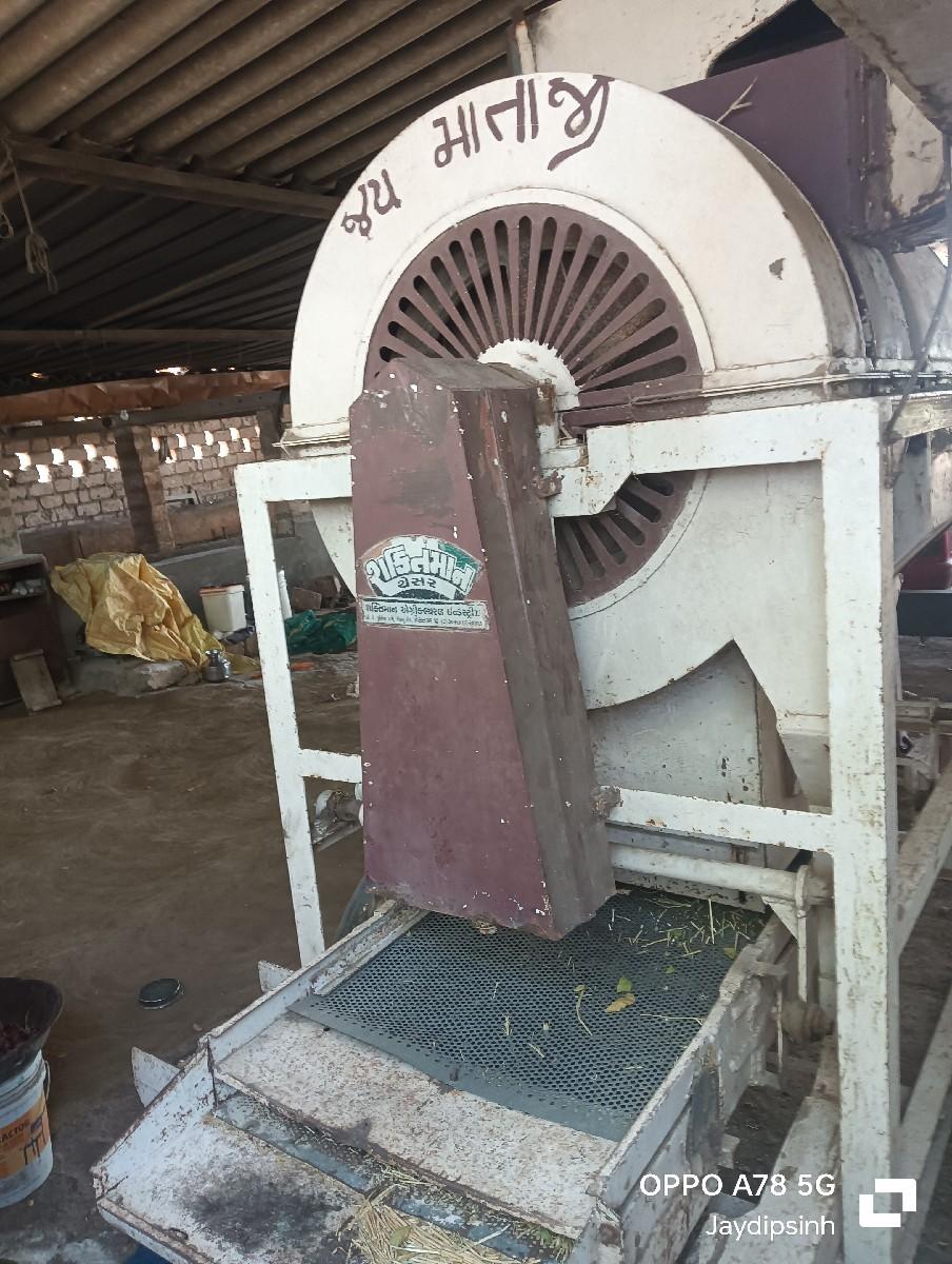 શક્તિમાન થ્રેશર વેસવાનુ છે