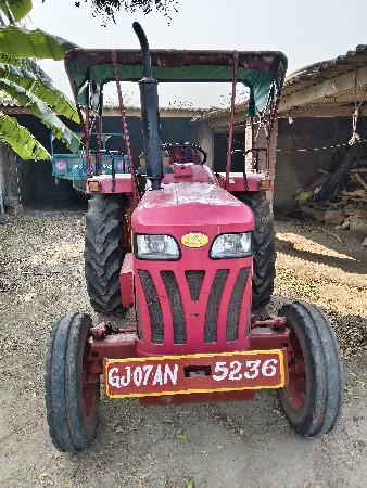 મહેન્દ્રા ટેકટર વેચવાનું છે