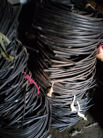 એક વર્ષ વાપરેલી જૂની ડ્રીપ વેચવાની