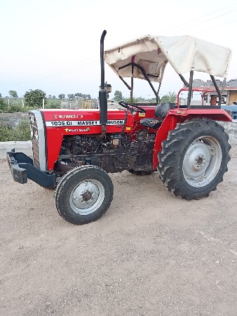 1035 tractor વેચવાનું છે