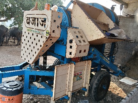 બજાજની સકડી વેચવાની છે