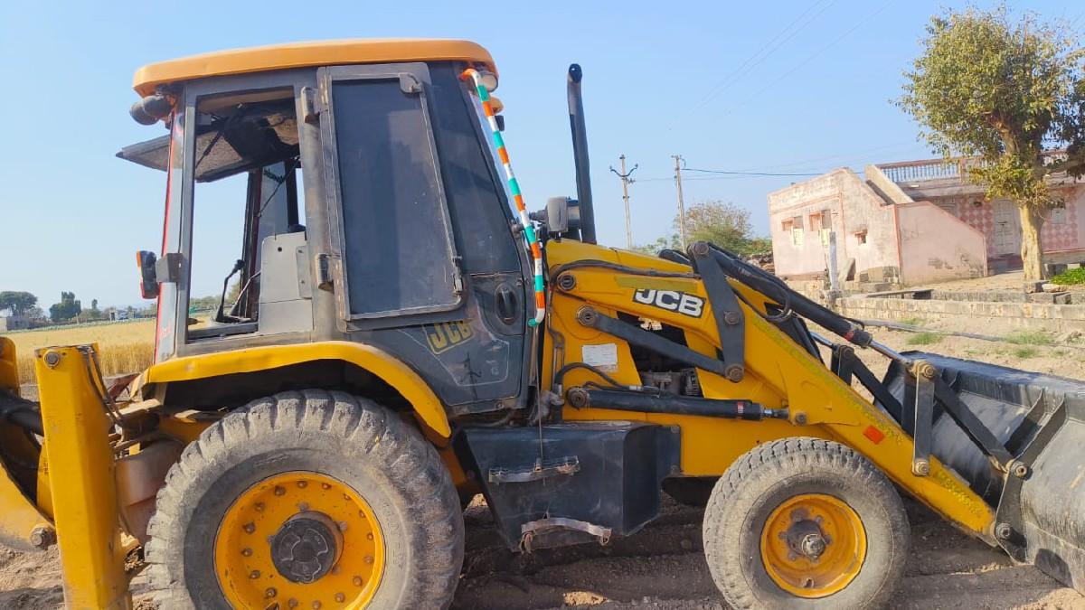 थंबनेल 3