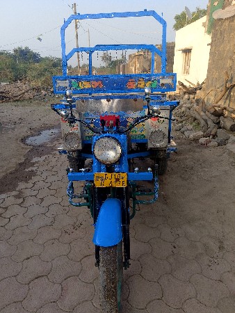 મોડલ 1996 ખુશ્બુ