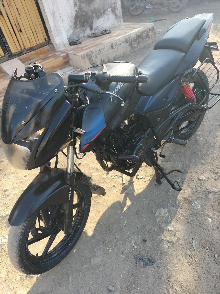 bajaj pulsar 150 twin disc bs4