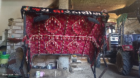 7250 ટ્રેક્ટર ની છપરી વેચવાની છે