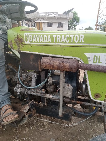 ટ્રેક્ટર વેચવાનું છે
