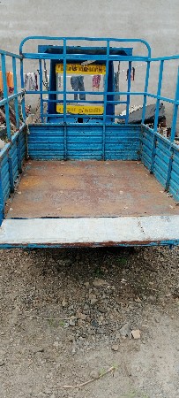 રીક્ષા વેચવાની છે