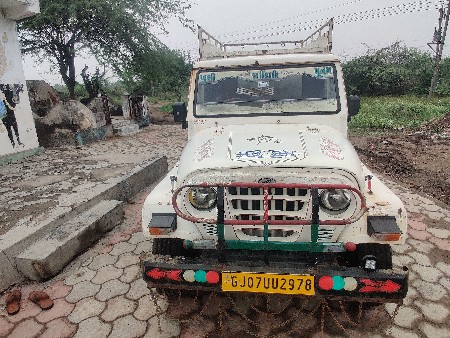 બોલેરો પીકપ